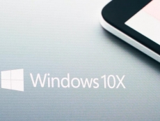 Microsoft shows off Windows 10X