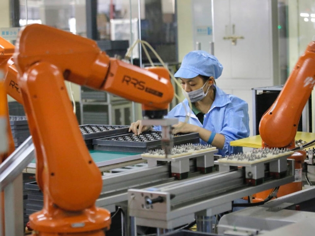 Foxconn aims to replace almost entire workforce with robots