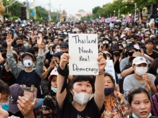 Apple warns Thailand&#039;s dissidents of hacks