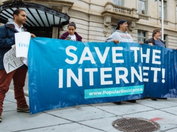 US Democrats introduce a net neutrality bill