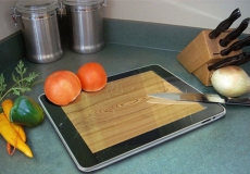 Another analyst says tablets are not much chop