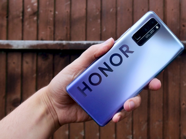 Huawei might sell Honor smartphone unit