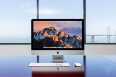 Apple “refreshes” iMacs with old technology