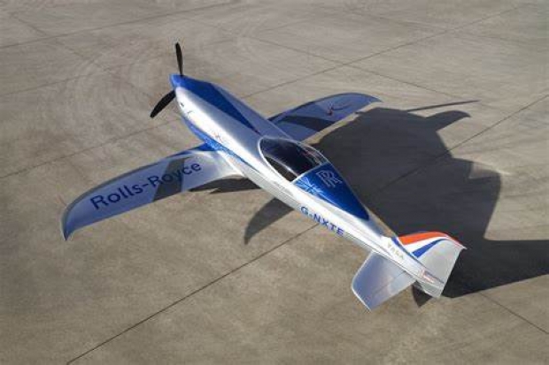 Rolls-Royce tests all electric aircraft
