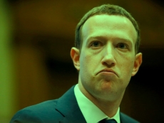 Zuckerberg says sorry to Europe