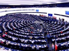 European Parliament throws out dumb copyright law