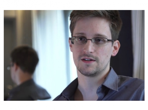 US Government official sues journalists over Snowden
