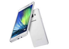 Samsung Galaxy A7 in the US shops