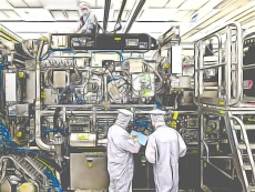Huawei learns how extreme ultraviolet lithography works