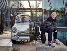 Dyson gives up on the car industry