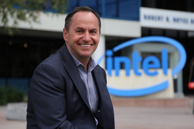 Intel CEO gives up chasing market share
