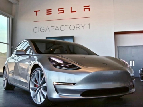 Tesla's Model 3 arrives in September