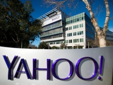Yahoo back from the dead
