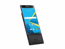 Blackberry Android praised