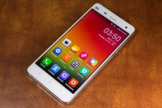 Xiaomi ships 35 million smartphones in first half