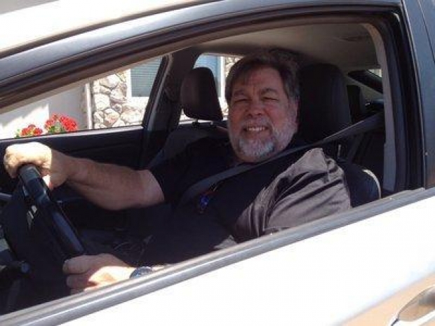 Woz rejects self-driving cars