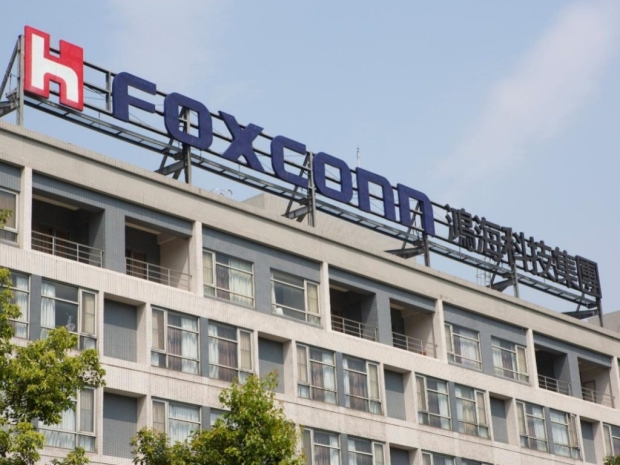 Foxconn sees business picking up