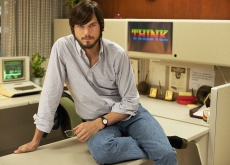 “Steve Jobs” peddles Motorola gear