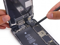 Apple to replace faulty iPhone 6S batteries