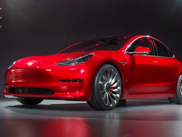 Tesla is now the king of the mid-range cars