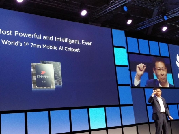 Huawei shows off 7nm Kirin 980 SoC