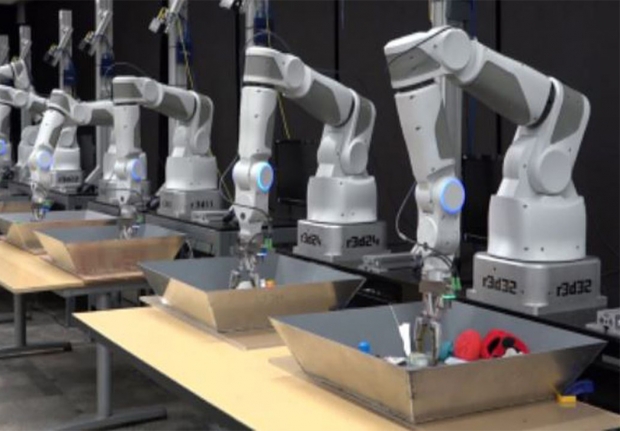Google abandons robot arm work